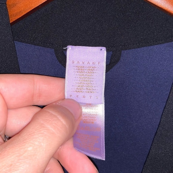 Savage X Fenty Navy and Black Satin Wrap Short Robe with Tie Size S - Picture 4 of 6